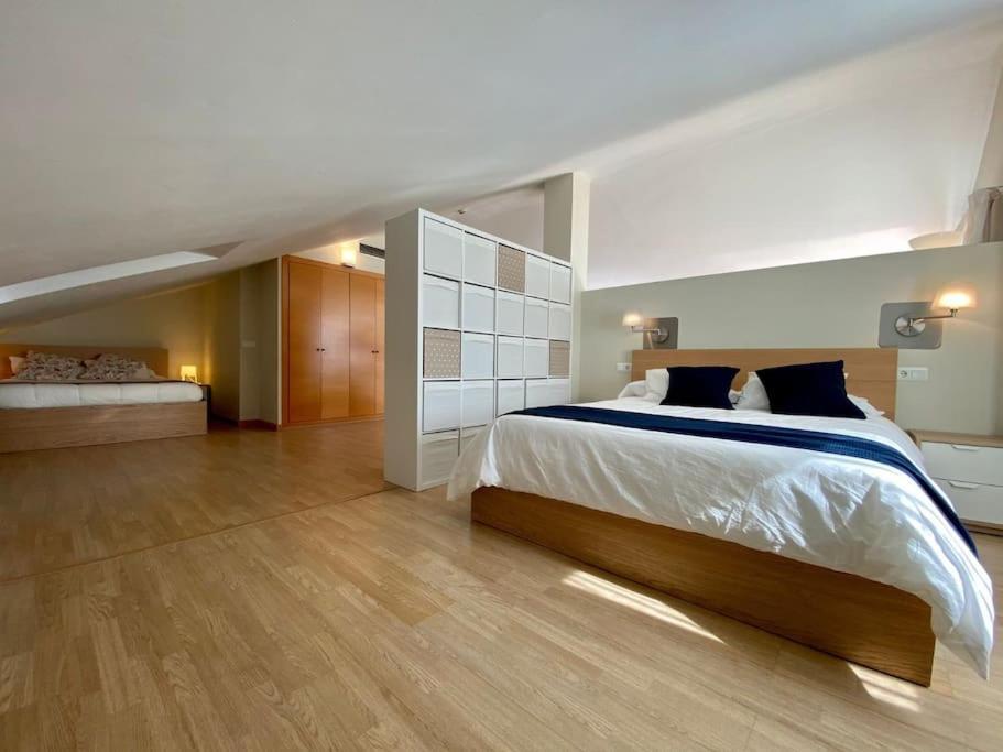 Exclusive Beachfront Penthouse Almayate Alto Exterior foto
